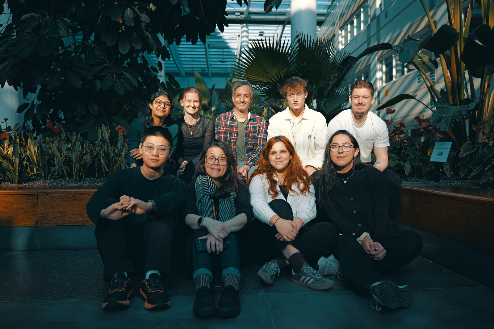 The Lowet Lab group in the Erasmus MC atrium